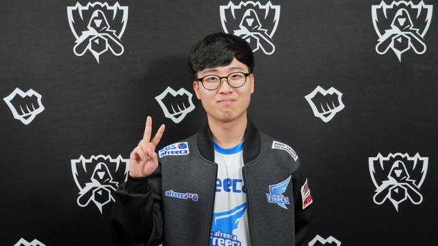 希望德容间 希望德容间