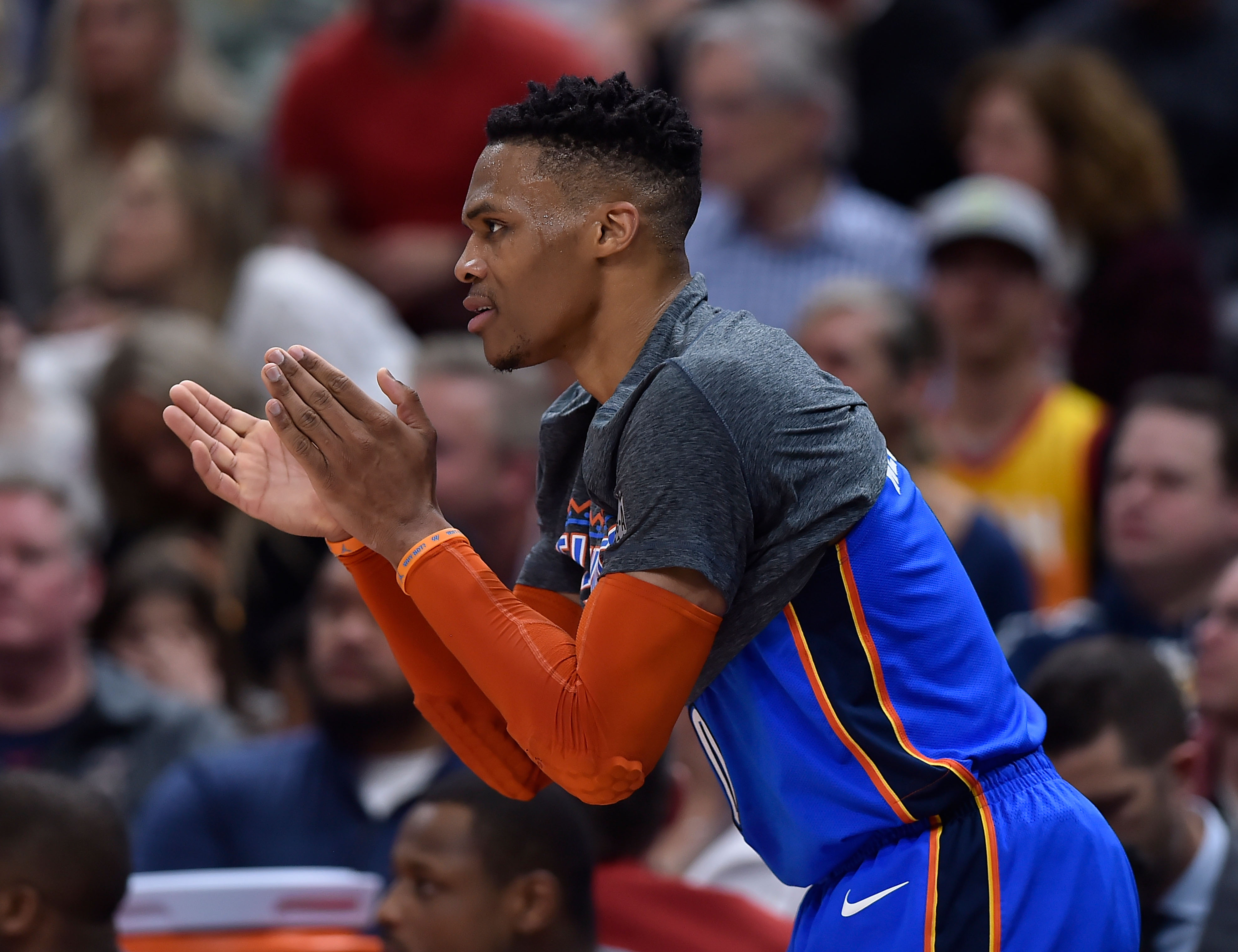 本场比赛中 本场比赛中