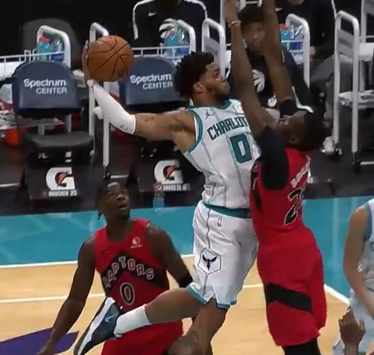 凯伦在本场 凯伦在本场